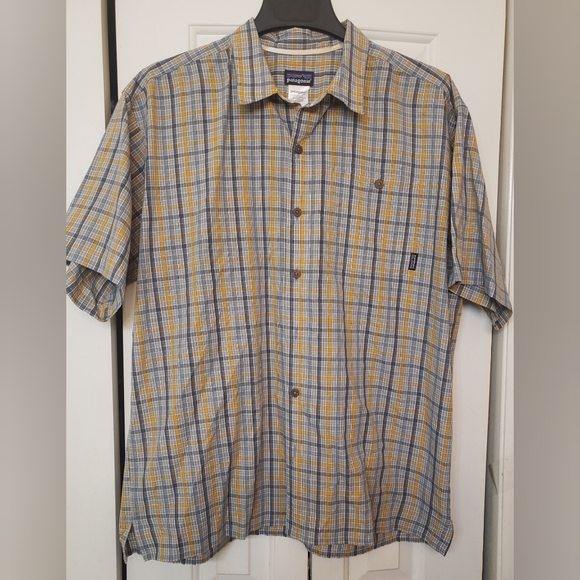 Patagonia Button Down Short Sleeve L - Picture 2 of 9